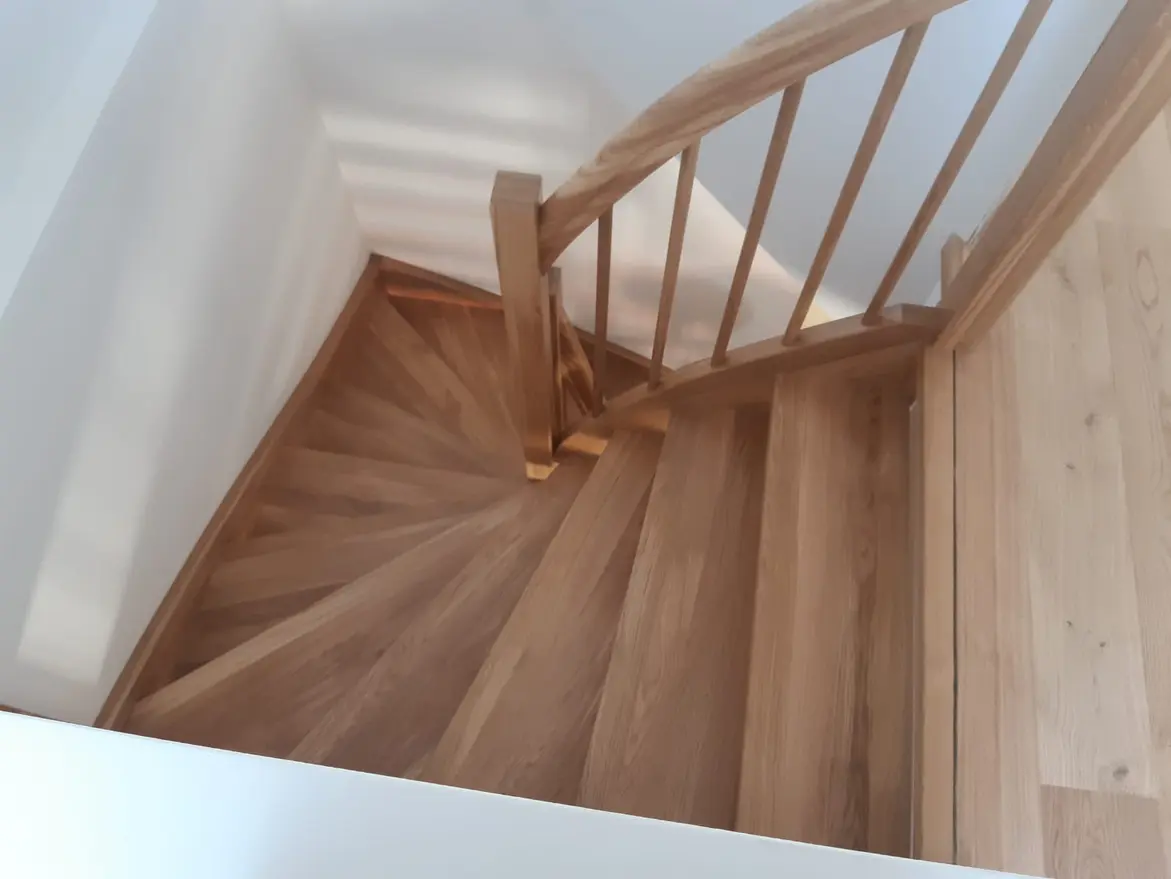 Freitragende Eiche Treppen